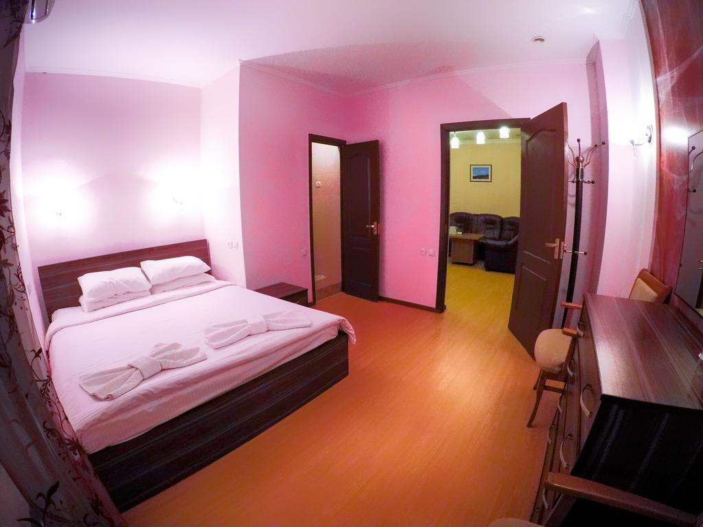 Vayk Hotel Εξωτερικό φωτογραφία