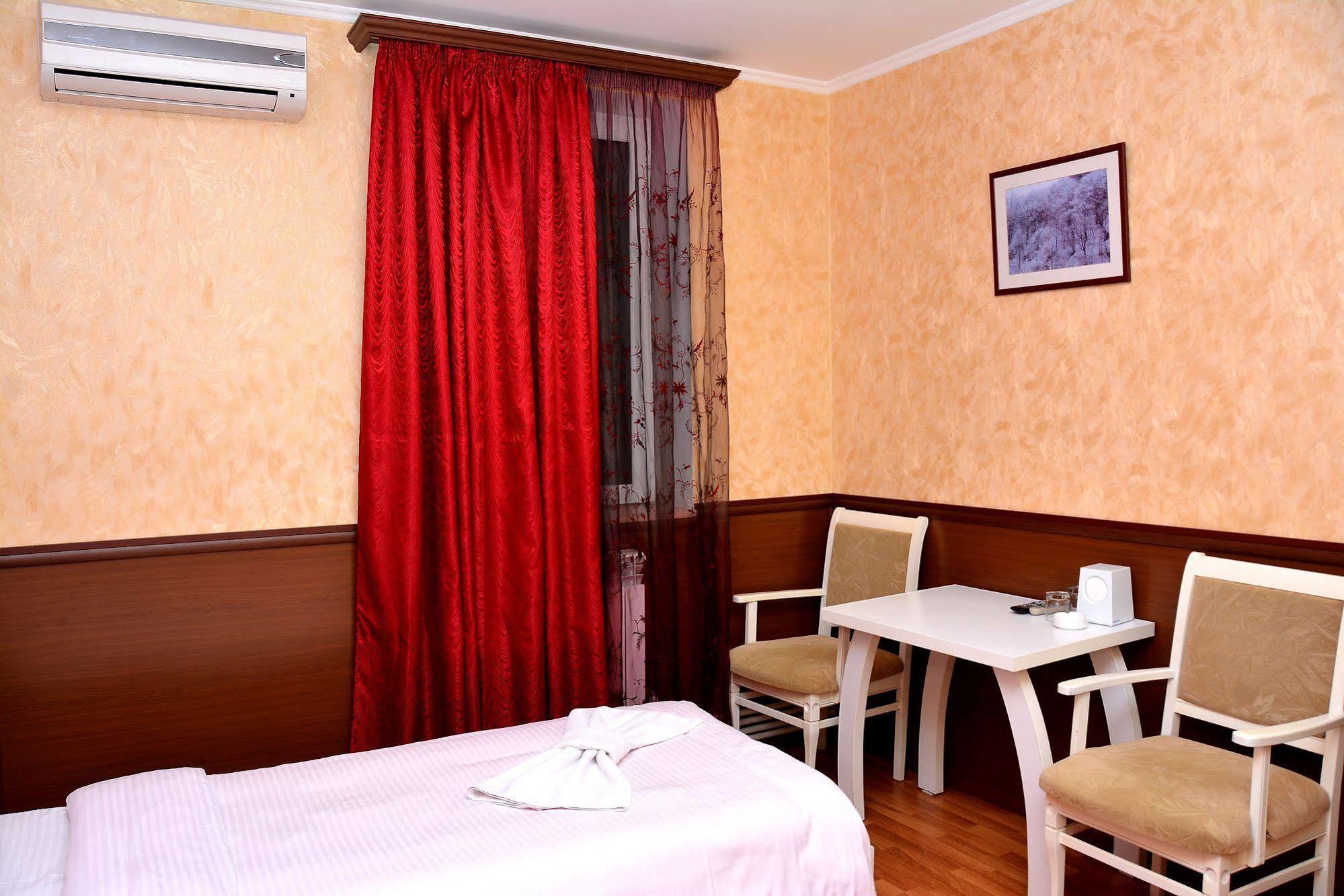 Vayk Hotel Εξωτερικό φωτογραφία