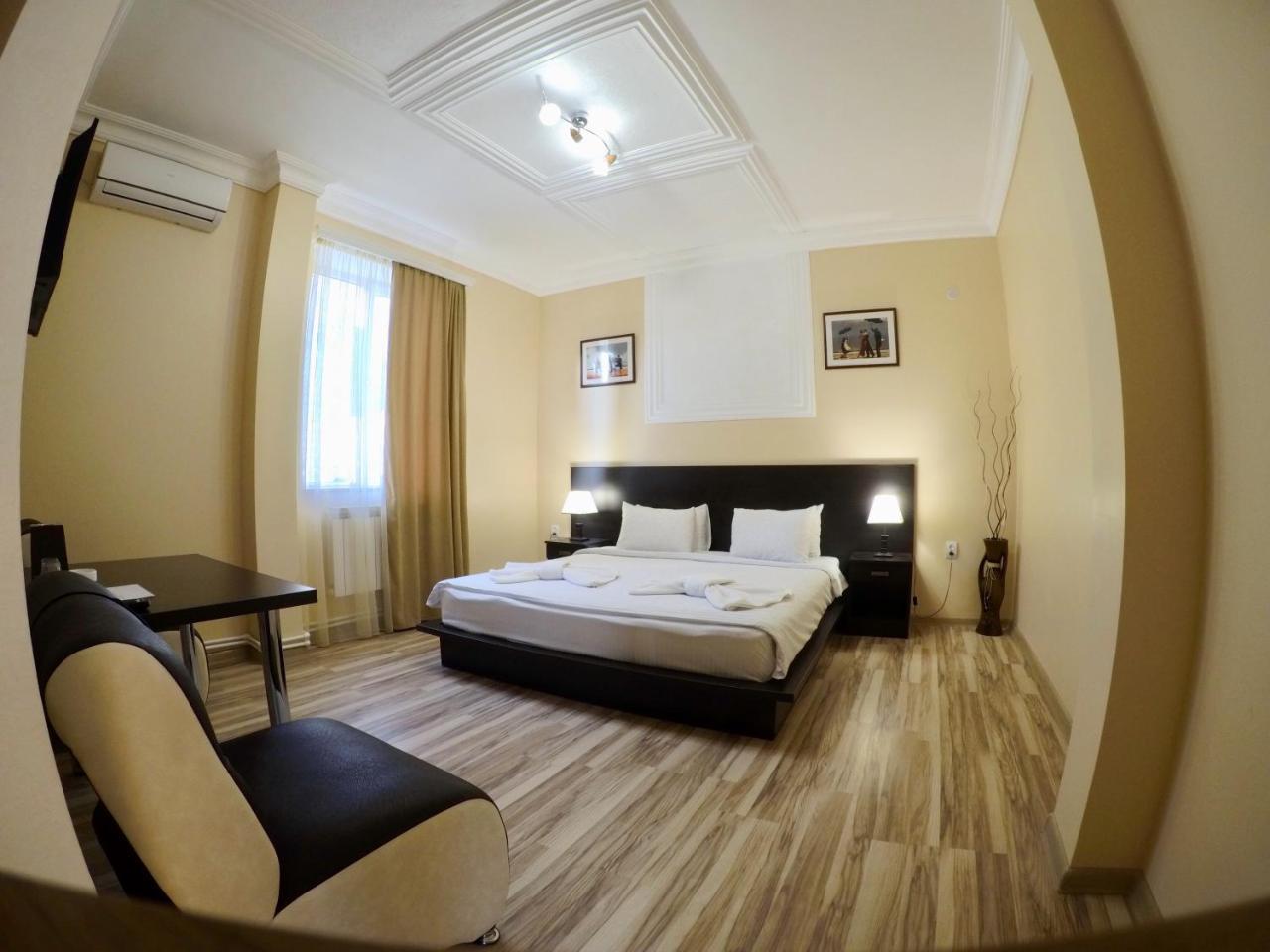 Vayk Hotel Εξωτερικό φωτογραφία