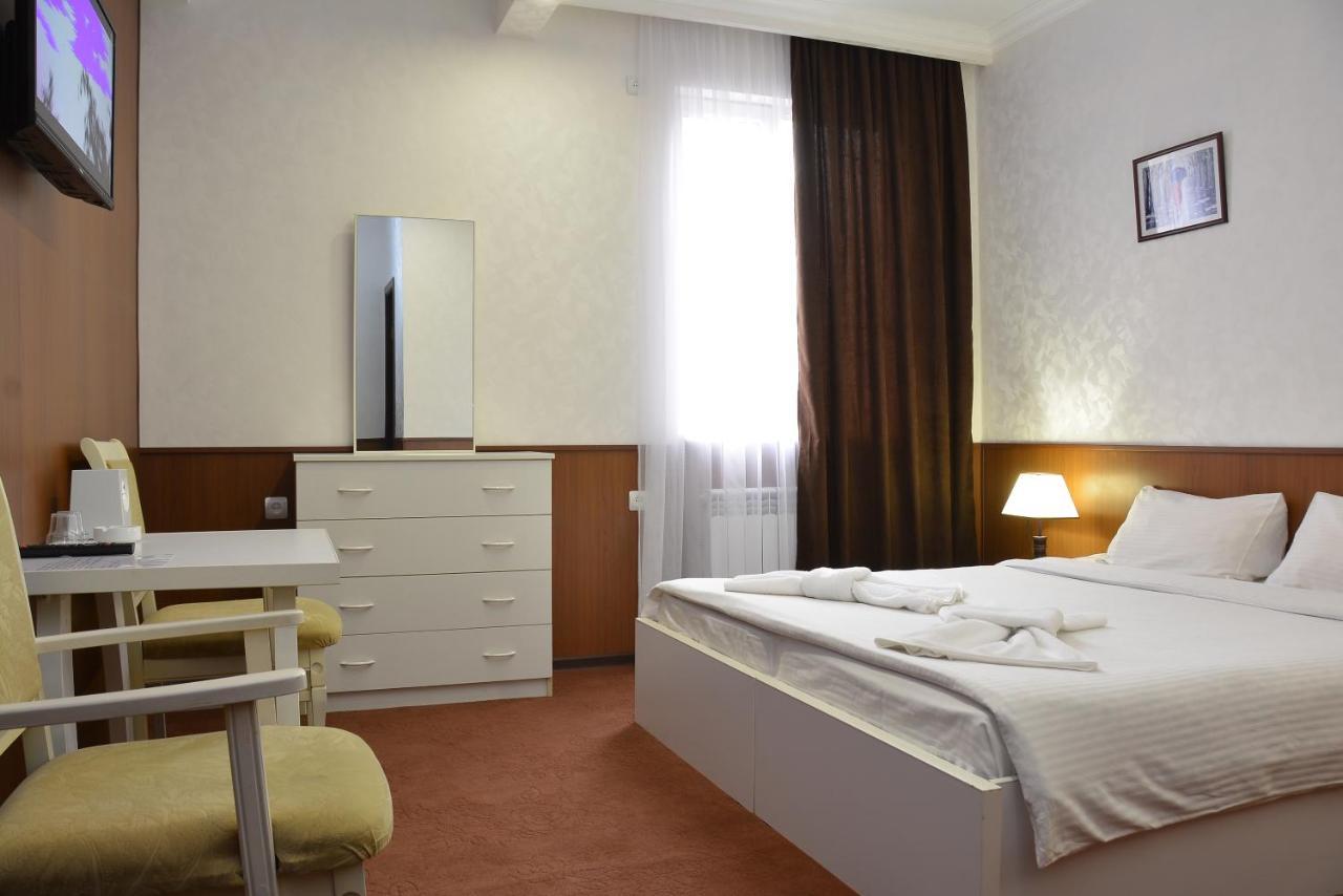 Vayk Hotel Εξωτερικό φωτογραφία