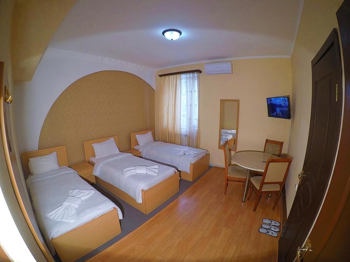 Vayk Hotel Εξωτερικό φωτογραφία